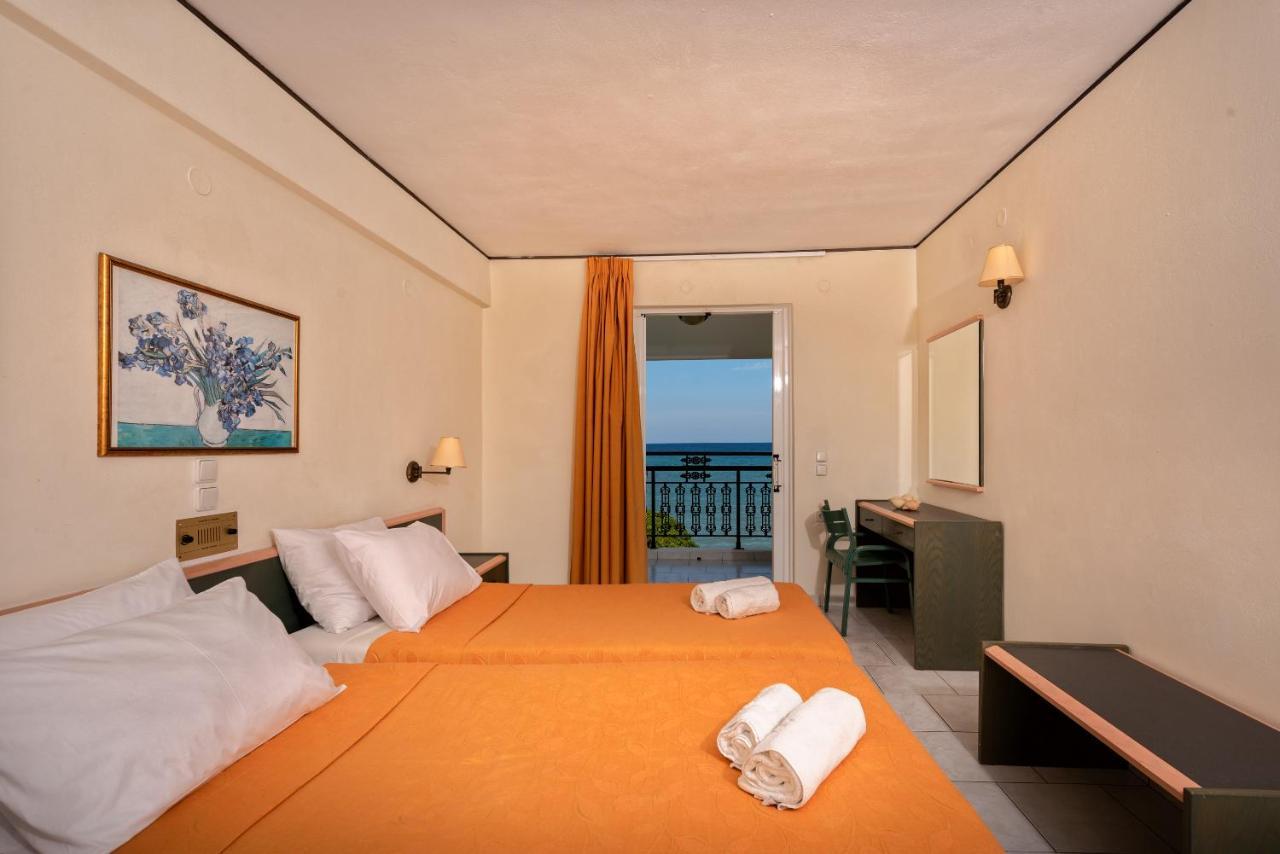 Porto Iliessa Hotel Argassi Exterior photo