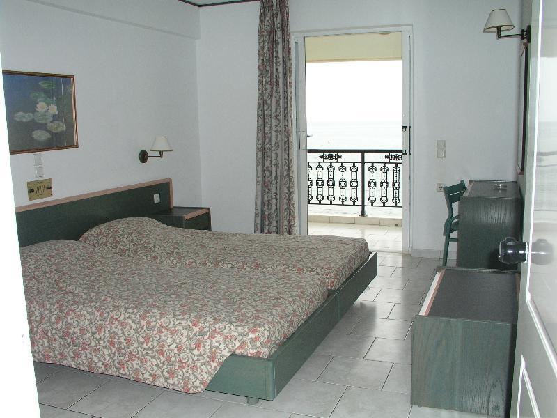 Porto Iliessa Hotel Argassi Exterior photo